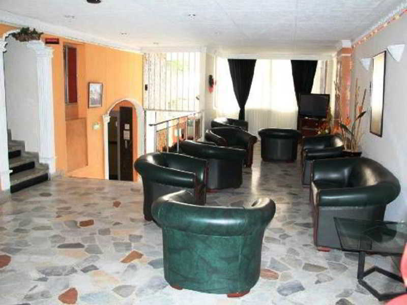 Hotel Dinastia Real ネイバ エクステリア 写真