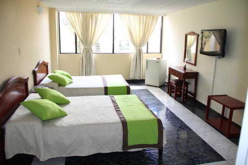 Hotel Dinastia Real ネイバ エクステリア 写真